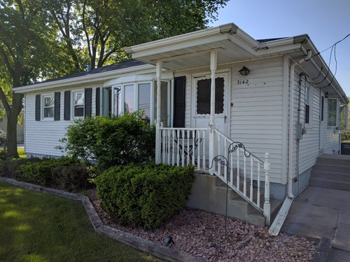 Help Redesigning Front Porch Side Entrance Around To The Side Entrance Which Has A Very Rusty Railing That Is Barely Holding On I M Desperately In Need Of Design Suggestions Don T Involve