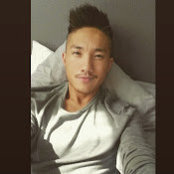 Chewy Yang's photo
