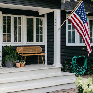 Leo Cottage