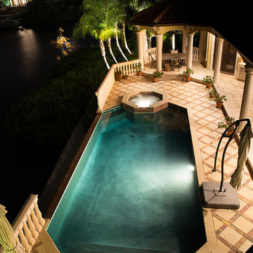 Waterfront Pool Home Apollo Beach, Florida