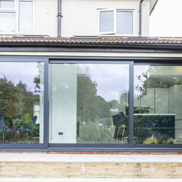 Coulsdon - Side return extension | Patio