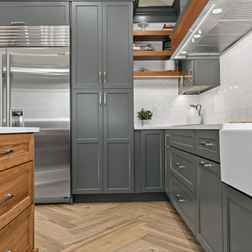 Upper Lake kitchen 2022