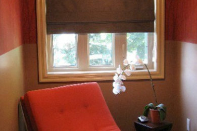 Inspiration for a contemporary home design remodel in Toronto