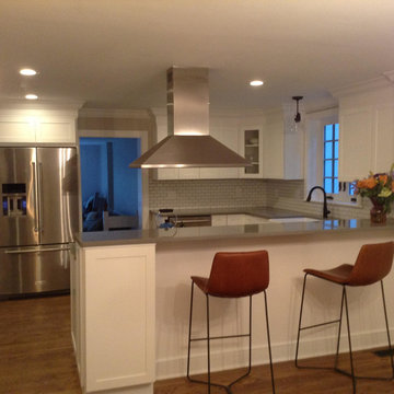 Glenside PA Shaker Kitchen with Quartz countertop