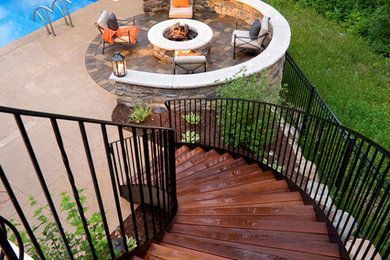 Design ideas for a traditional patio in Minneapolis with decking.