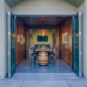 AG Bi-Folds Create an Indoor-Outdoor Tasting Experience at Robert Young Winery