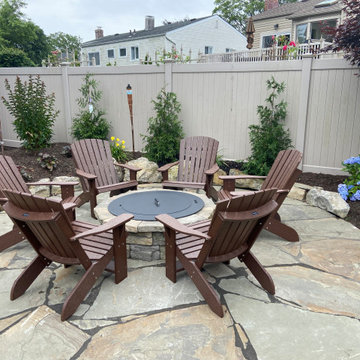 Nicolock Fire Pit with Irregular Blue Stone