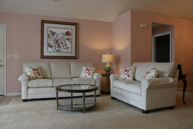 Small elegant living room photo in Cincinnati