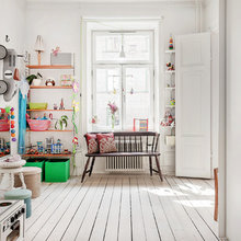 LABEL: Colorful Kids Playroom