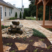 Water feature circle drive