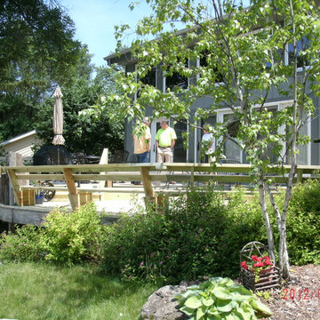 Lakeside Deck with Unlimited Views and Seating