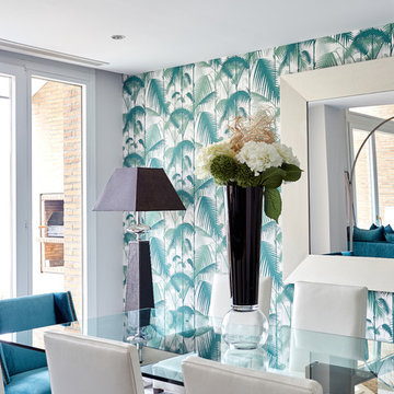 Un comedor entre palmeras