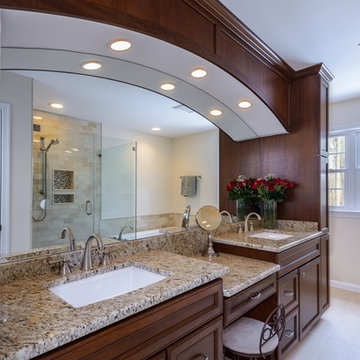 Woodbridge Traditional Master Bathroom