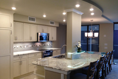 Trendy kitchen photo in Miami