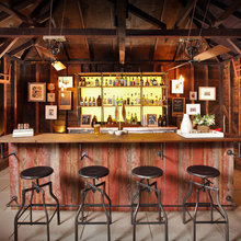 Barn bar