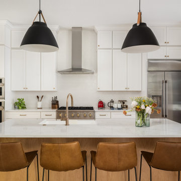 White Kitchen Oasis