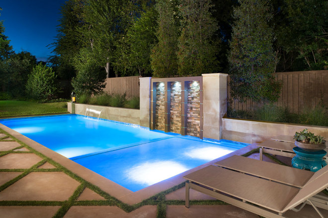 Contemporary Pool by Pool Environments, Inc.
