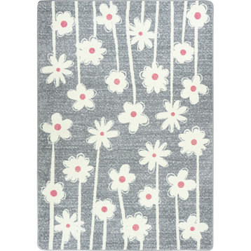 Big Blooms 5'4" x 7'8" area rug in color Cloudy