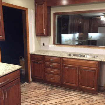 Diamond Reflections Whiskey Black Kitchen
