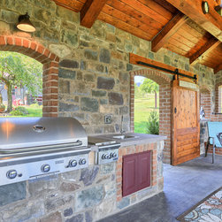 Traditional Rustic Residential Home - Landscaping Stones And Pavers