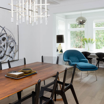 Eero Saarinen Style Womb Chair and Ottoman by Barcelona Designs