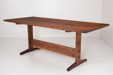 HOME Dining Table