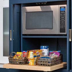 Pullout Platform - Kitchen Cabinetry
