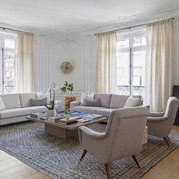 TROCADERO- Parisian classic apartment