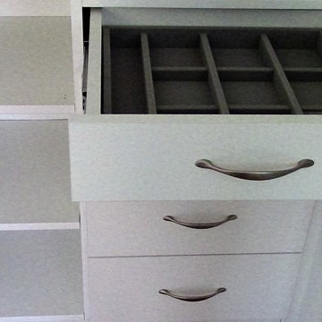 A Sleek White Closet for the Oldest Daughter