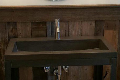 Bathroom - bathroom idea in Cedar Rapids