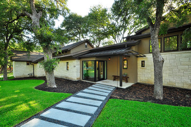 Traditional exterior home idea in Austin