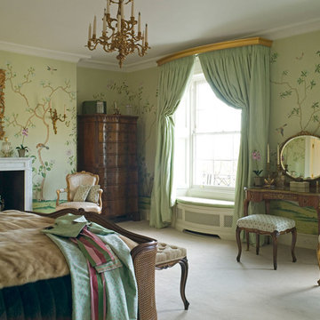 Handprinted Chinoiserie wallpaper in interior design