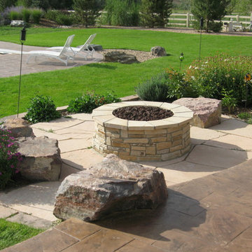 Flagstone Sitting Area - Photos & Ideas | Houzz
