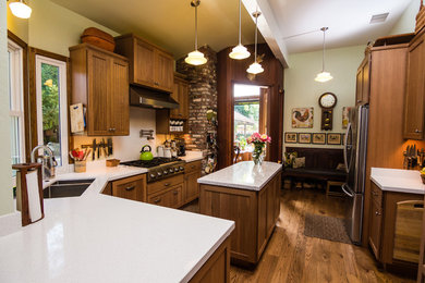 Example of an arts and crafts kitchen design in San Francisco