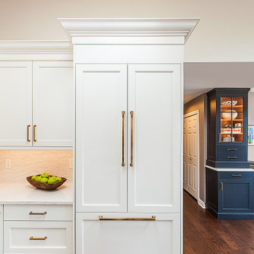 Re-thinking Tri-tone Kitchen