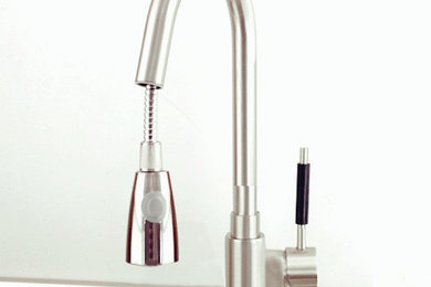 Stylish Pull out Brushed Nickel Kitchen Faucet