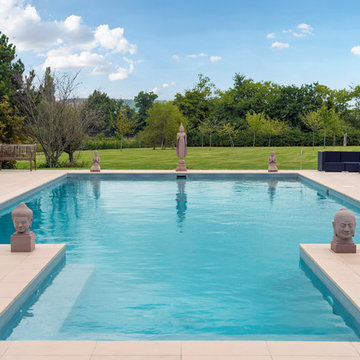 Réalisation d'une piscine géométrique à Paris