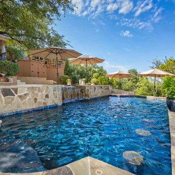 Grecian Roman Style Pool with Swim up Bar