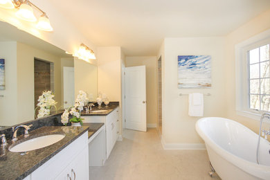 Example of a classic bathroom design in Philadelphia