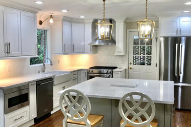 Inspiration for a transitional kitchen remodel in Atlanta