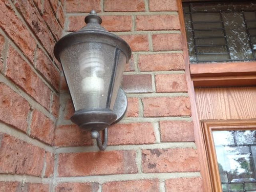 Exterior Lights Mounted In Brick Veneer, How To Install Light Fixture On Mounting Block