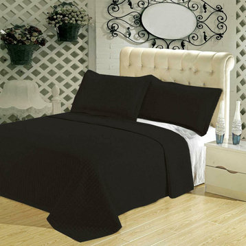 Wrinkle-Free Checkered Quilted Coverlet Set, Black, King/Cal King