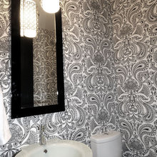 Wallpaper bathroom