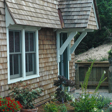 Cottage at the Shore