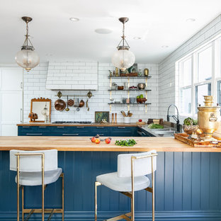 75 Beautiful Beach Style Kitchen With A Peninsula Pictures Ideas