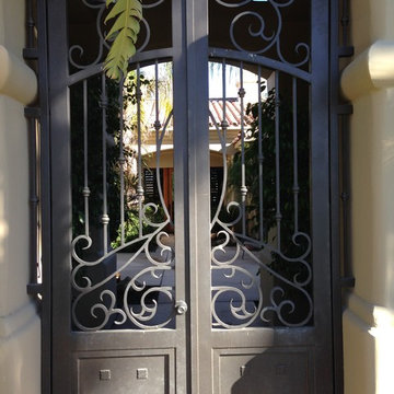 Courtyard & Pedestrain Gates