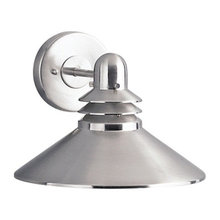 Outdoor sconce