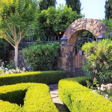 Traditional Landscape & Custom Masonry
