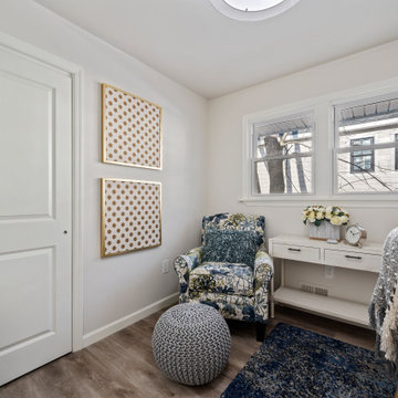 Pearl Staging