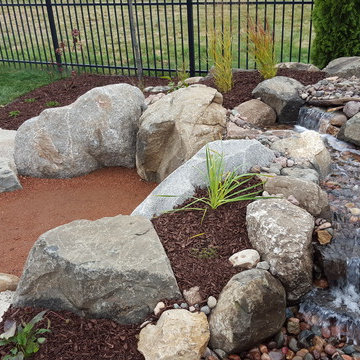 Flagstone Patio & Backyard Fire